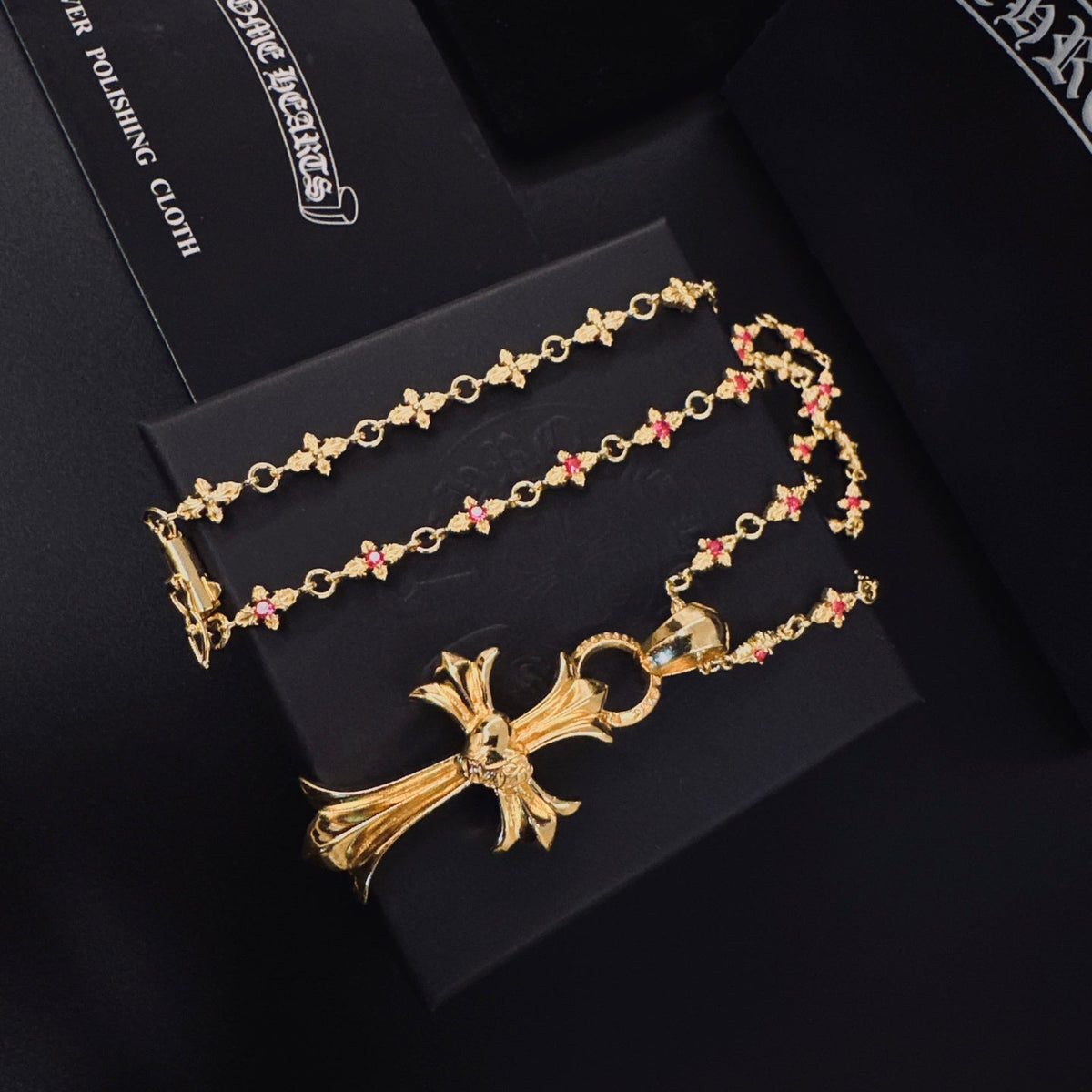 Martin Graham pendant necklace in polished metal-tone – front product view