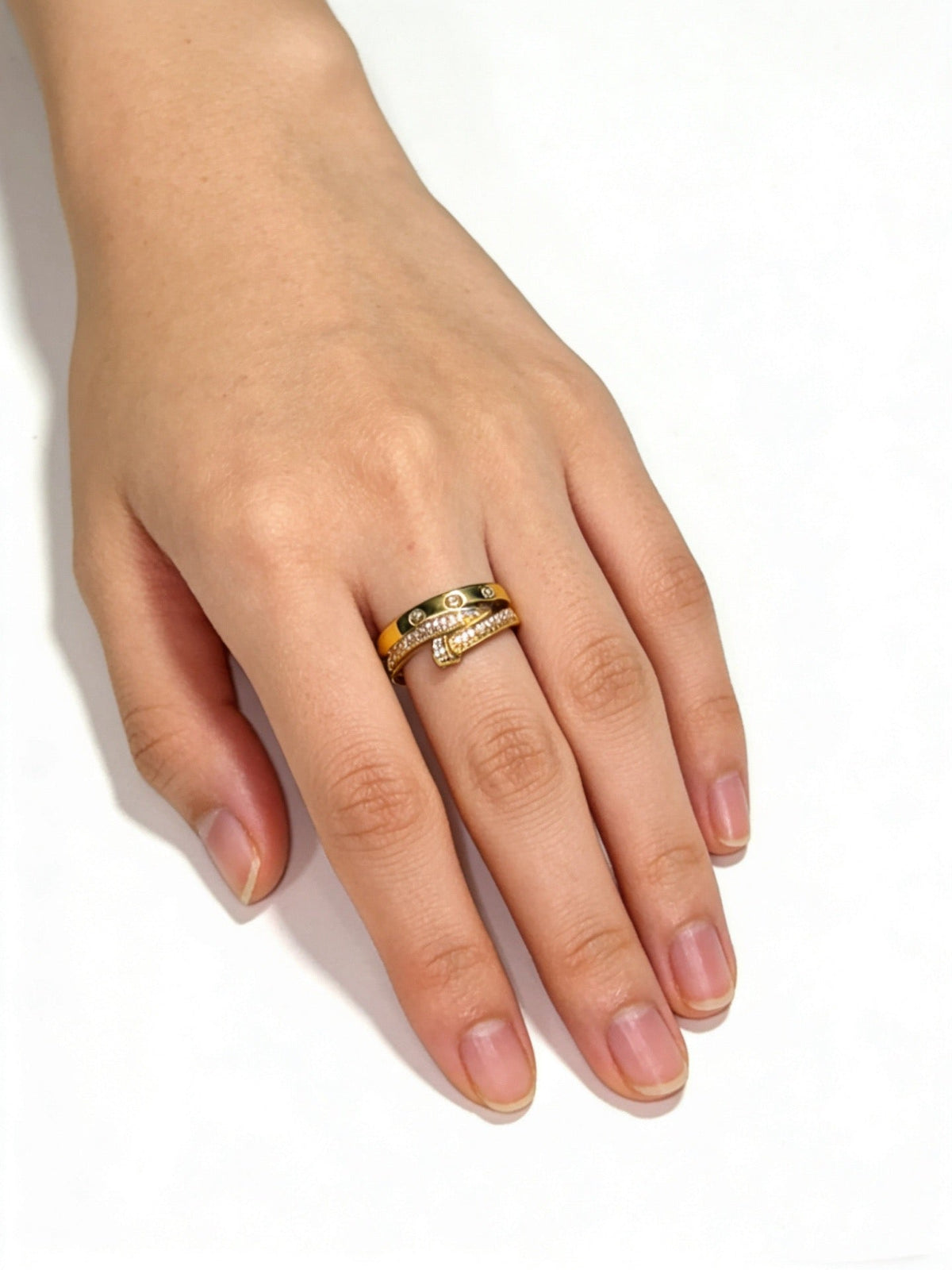 Martin Graham ring in polished metal-tone – front view