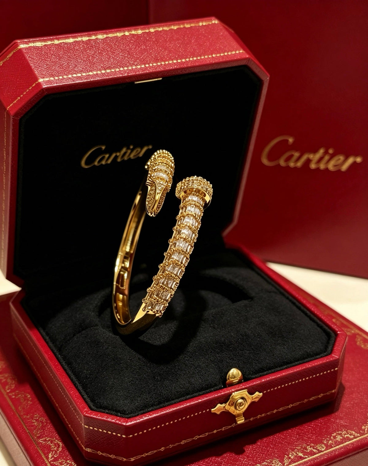 Martin Graham bracelet in polished metal-tone – front view