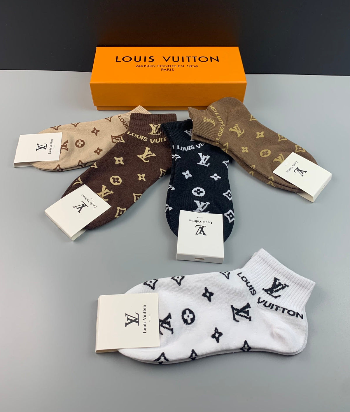 Louis Vuitton Neutral Monogram Ankle Socks - Box of 5 Pairs