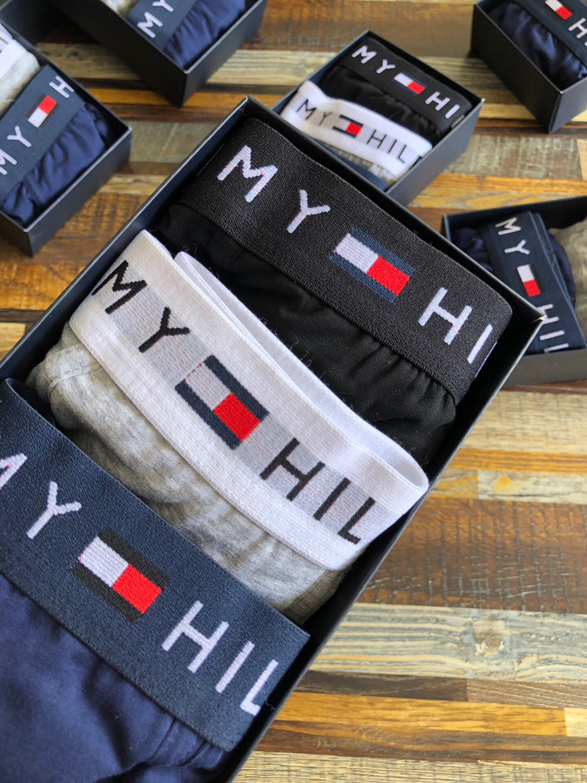 Tommy Hilfiger Combed cotton Broad Contrast Logo Waistbands Men's Boxer Briefs - 3-Piece Box