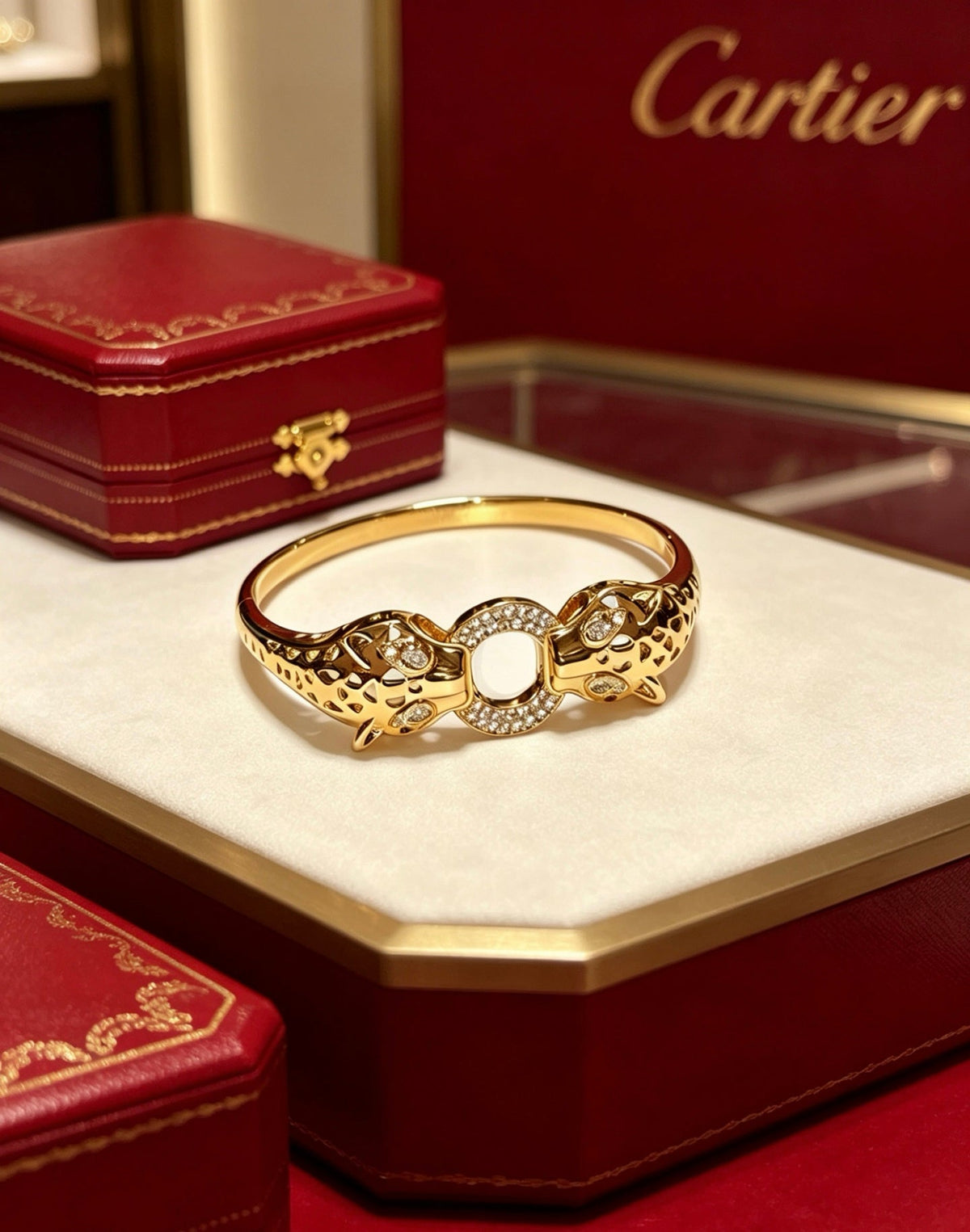 Martin Graham bracelet in polished metal-tone – front view