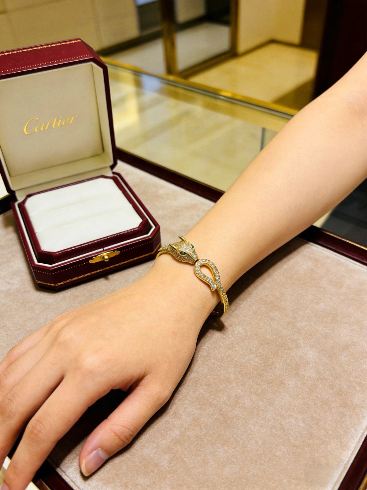 Martin Graham bracelet in polished metal-tone – front view