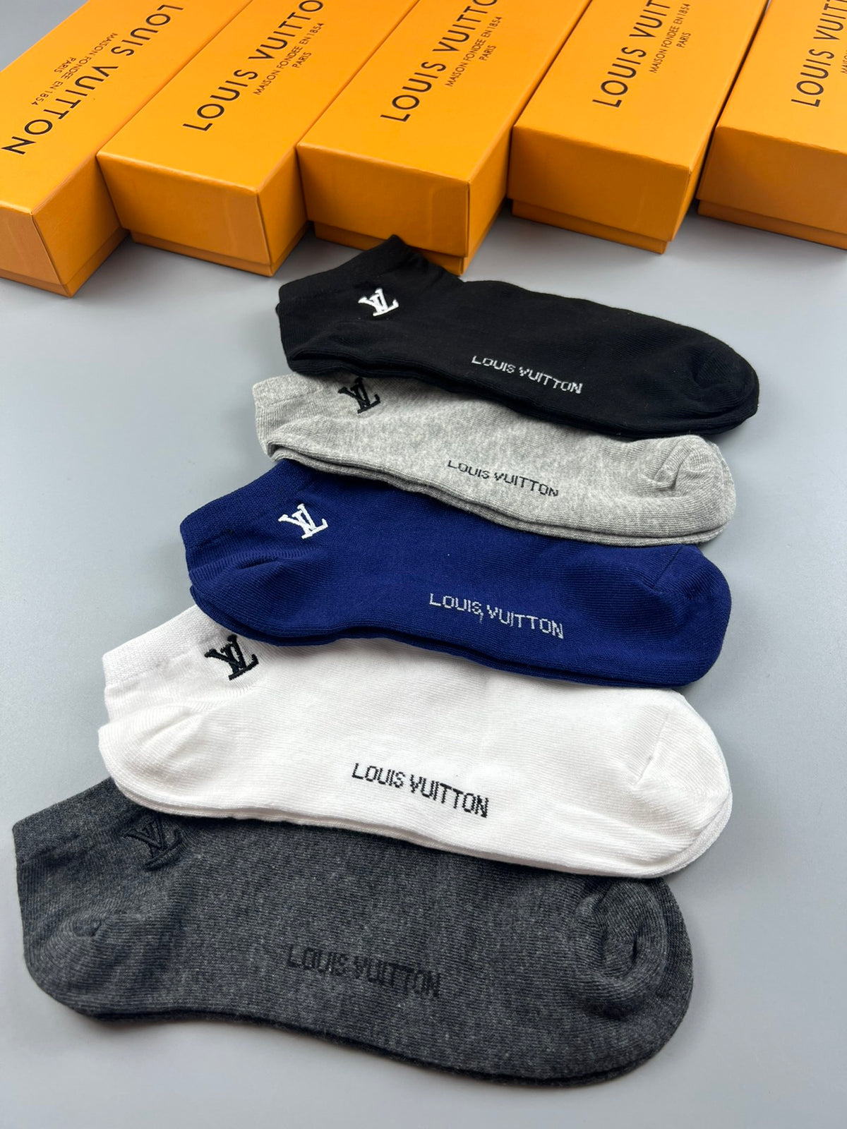Louis Vuitton Small Initial Ankle Socks