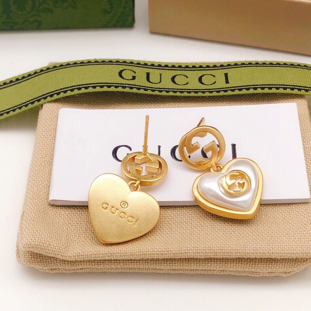Heart Stud Earrings in Silver-Tone – Crystal Detail – Design 002 detail view