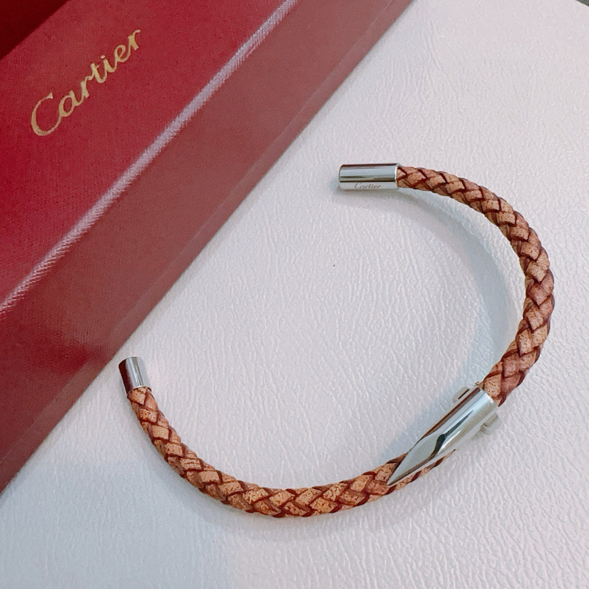 Martin Graham bracelet in polished metal-tone – detail view