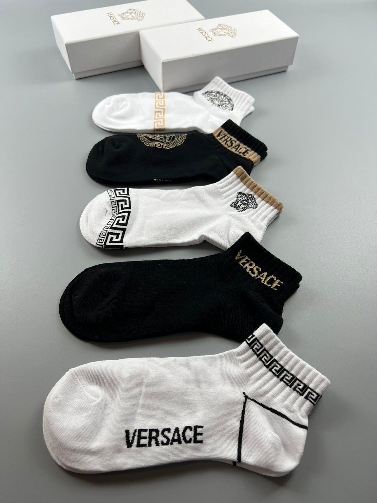 Versace Cotton blend Gold Medallion And Greek-Key Ankle Socks - 5-Pair Set