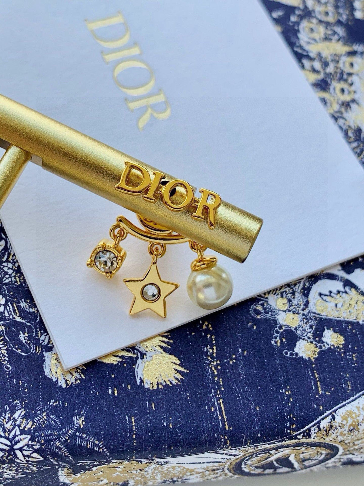 Martin Graham earrings in polished metal-tone – detail view