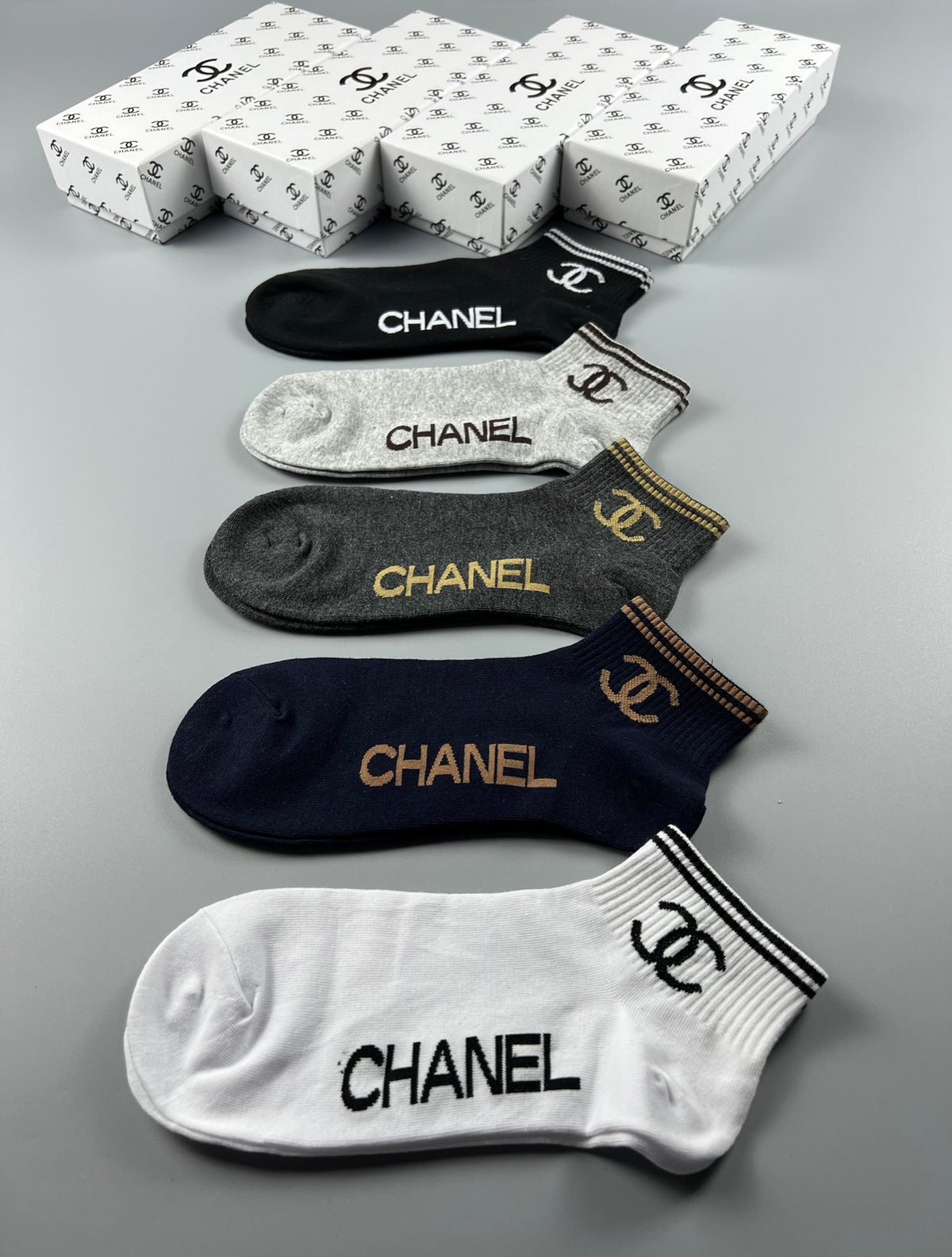 Chanel Cotton Simple Wordmarks And Emblems No-Show Socks - 5-Pair Set