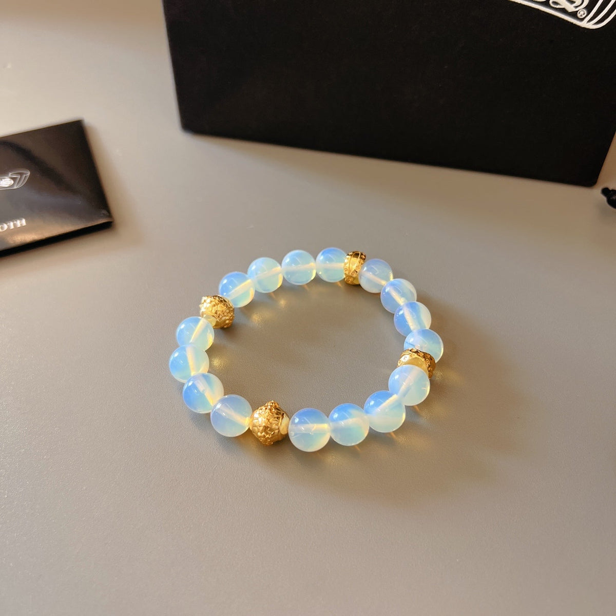 Martin Graham beaded bracelet in polished metal-tone – detail view