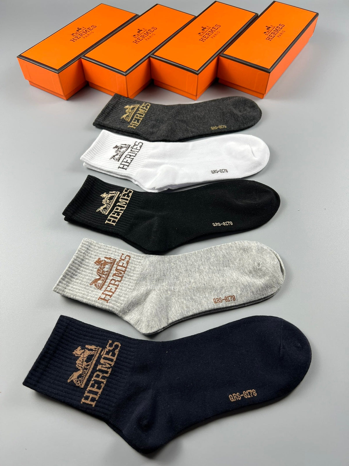 Hermes Cotton Visible Embroidered Logo Details Crew Socks - 5-Pair Set