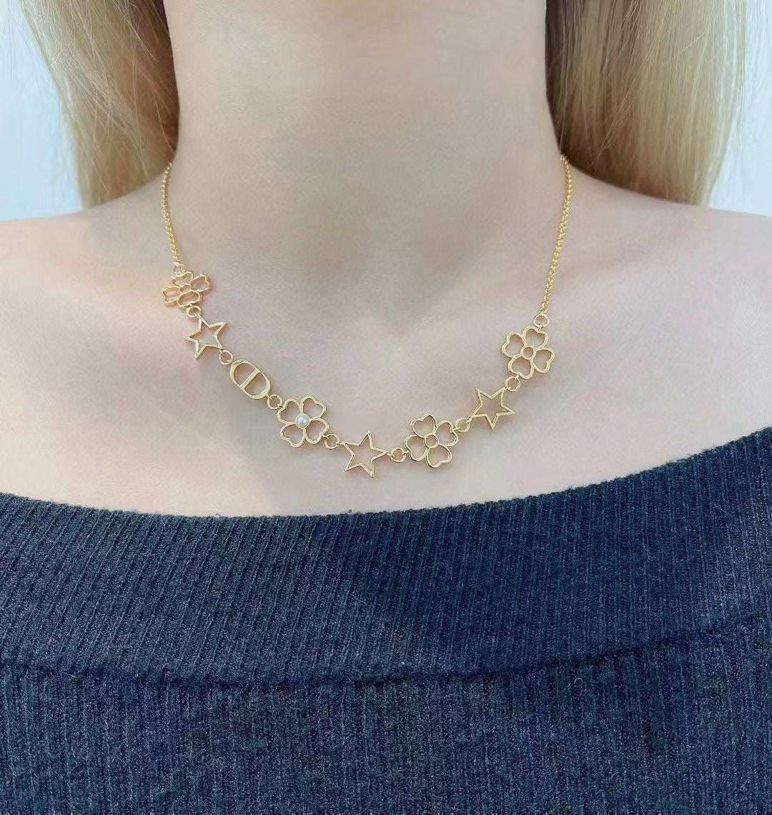 Martin Graham pendant necklace in polished metal-tone – detail view
