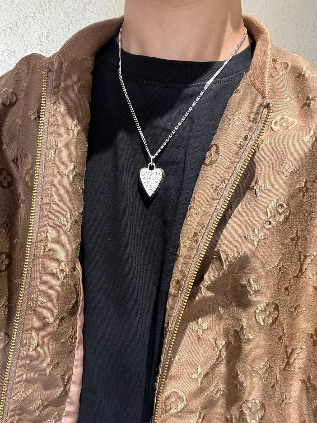 Martin Graham pendant necklace in polished metal-tone – detail view