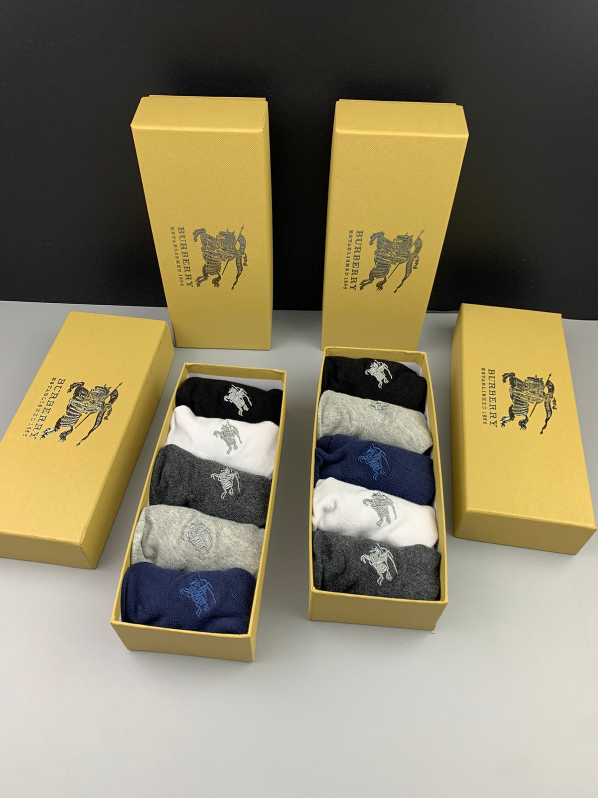 Burberry Cotton Breathable Socks – 5-Pair Pack
