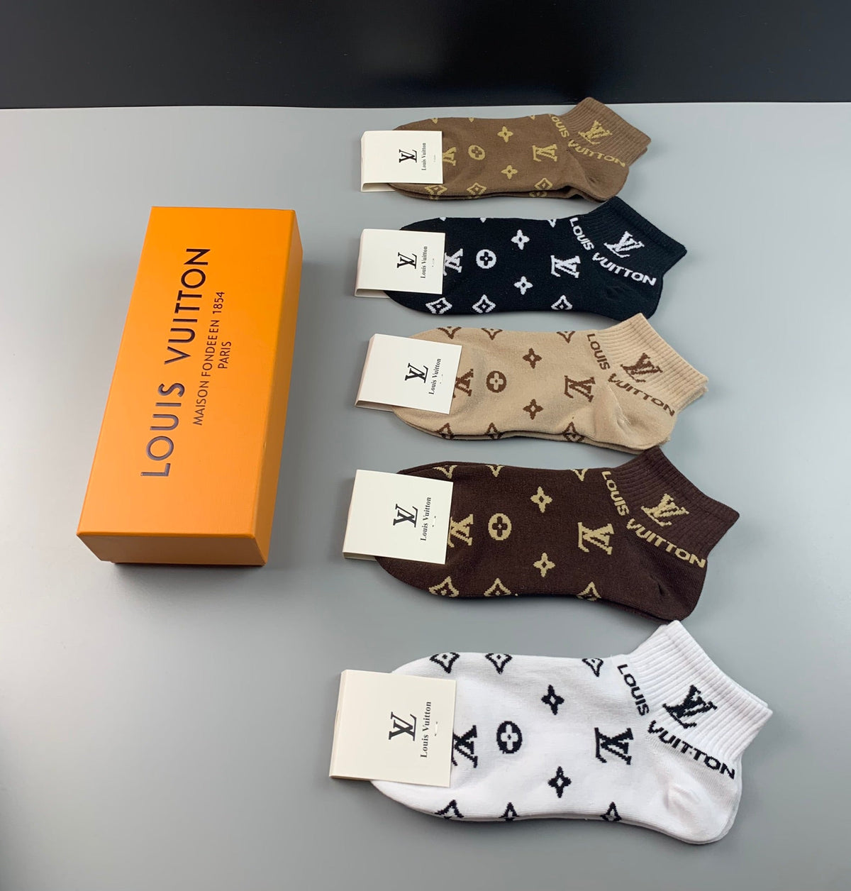 Louis Vuitton Neutral Monogram Ankle Socks - Box of 5 Pairs