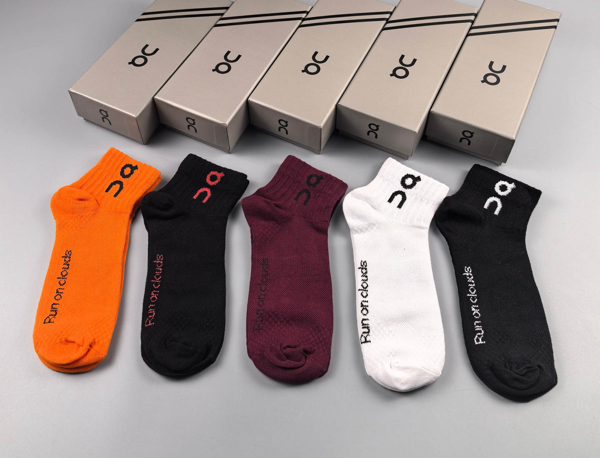 On Cloud-Inspired Bright Mix Ankle Socks - Box of 5 Pairs