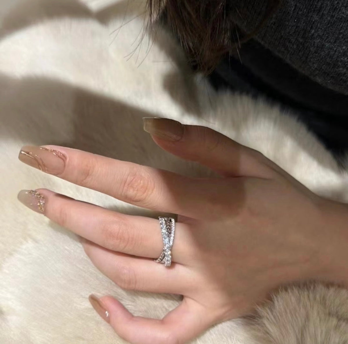 Martin Graham ring in polished metal-tone – detail view