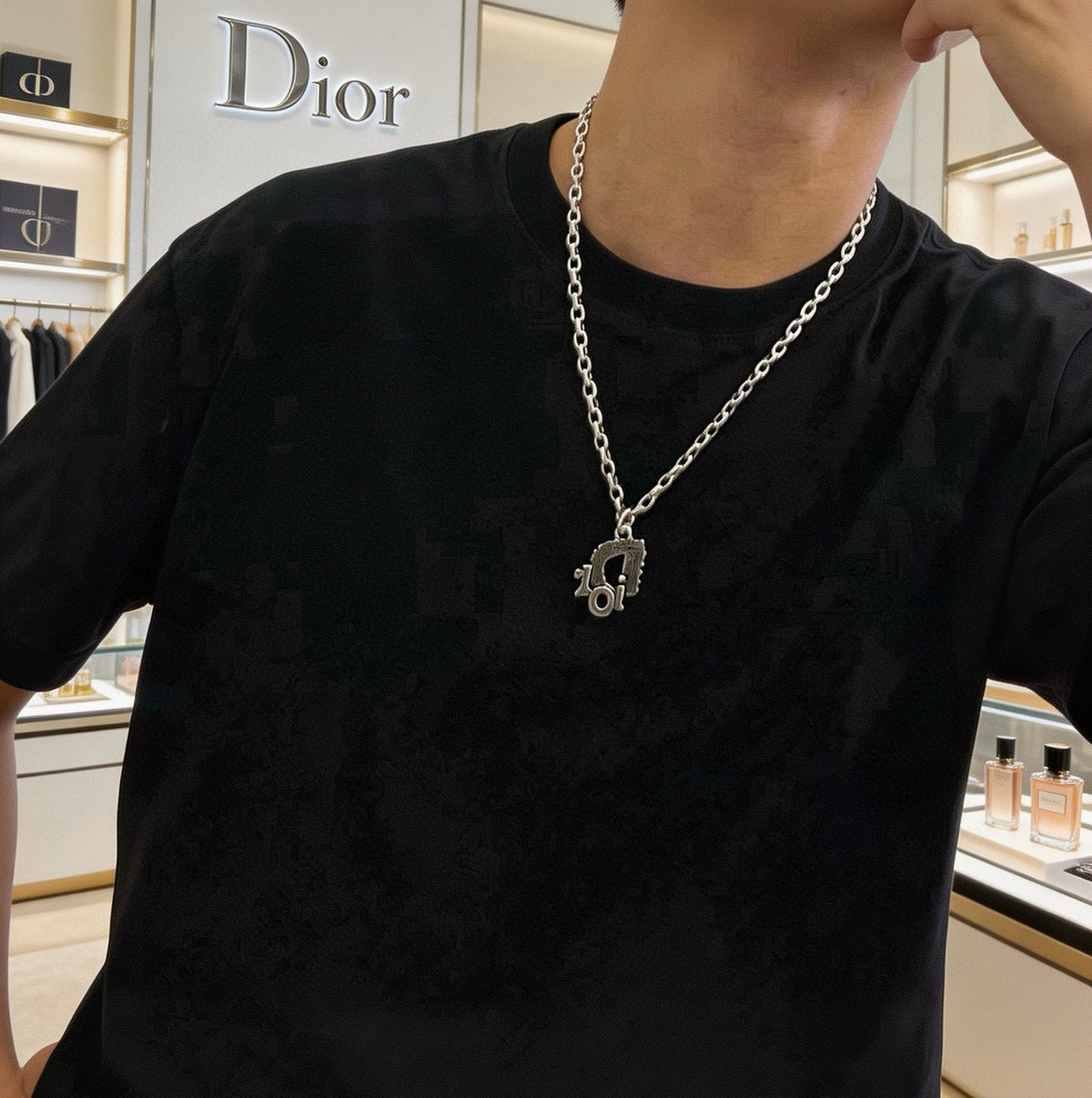 Martin Graham pendant necklace in polished metal-tone – detail view