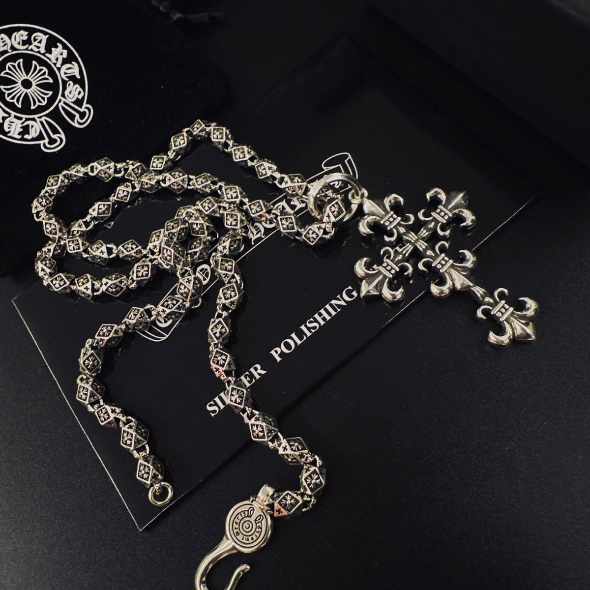 Martin Graham pendant necklace in polished metal-tone – detail view