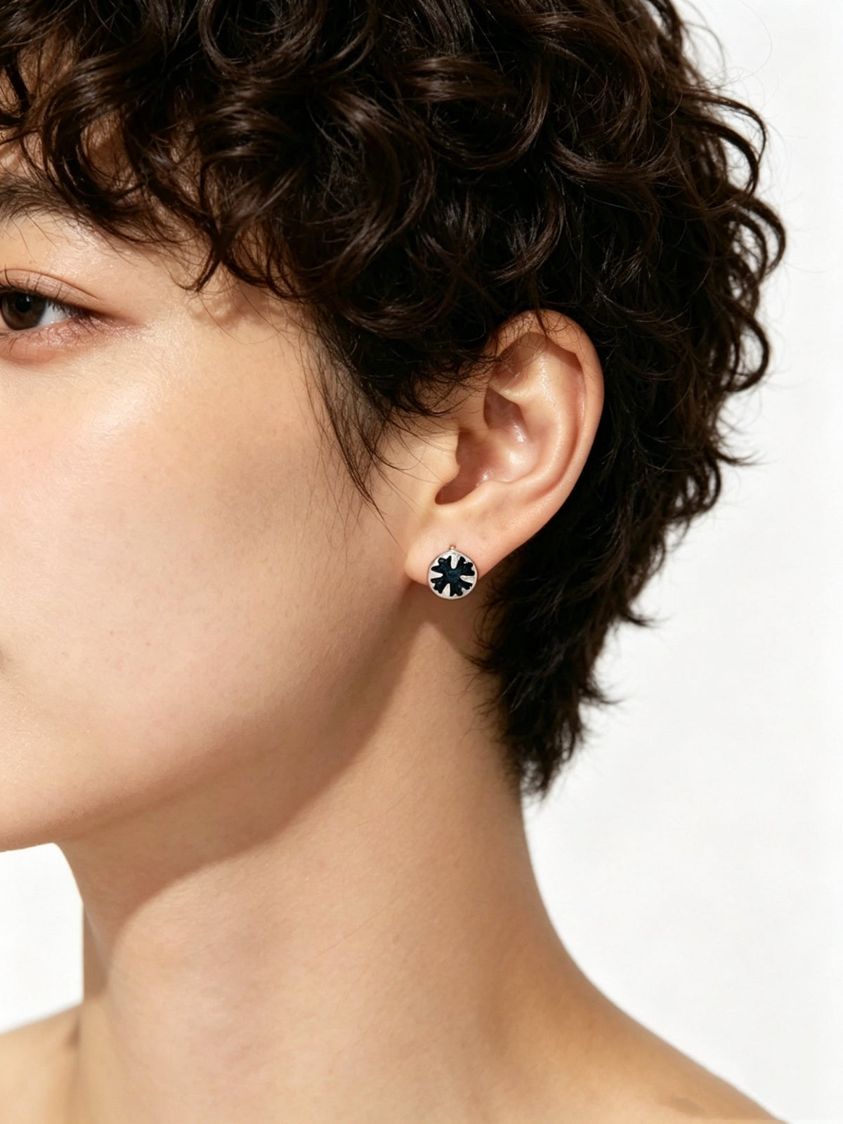 Martin Graham earrings in polished metal-tone – detail view